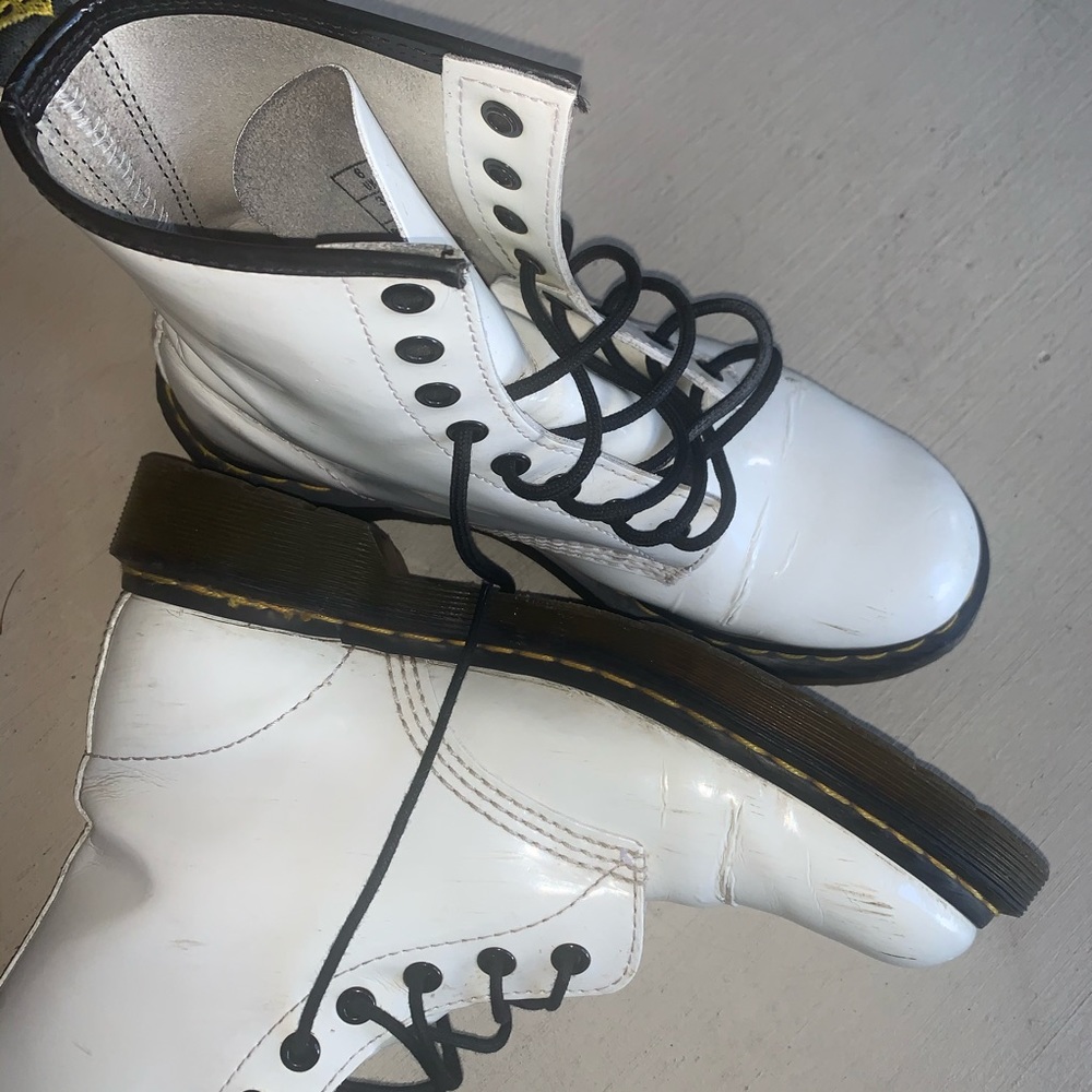 Doc Martens White Combat boots - Size 8